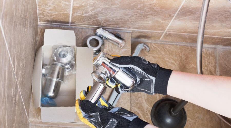 Expert flood damage restoration services in Ree Heights, SD